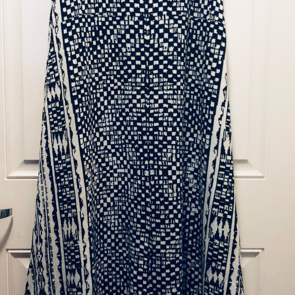 LUX Bilbao Intarsia Knit Maxi Gorgeous 🤩🥰! - Picture 4 of 4